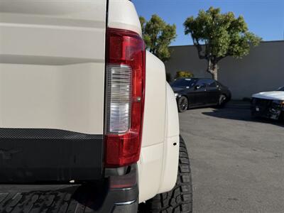 2017 Ford F-350 Super Duty Lariat   - Photo 20 - Norwalk, CA 90650-2241