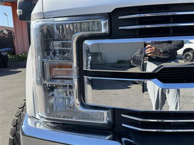 2017 Ford F-350 Super Duty Lariat   - Photo 4 - Norwalk, CA 90650-2241
