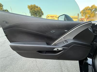 2019 Chevrolet Corvette Stingray   - Photo 20 - Norwalk, CA 90650-2241