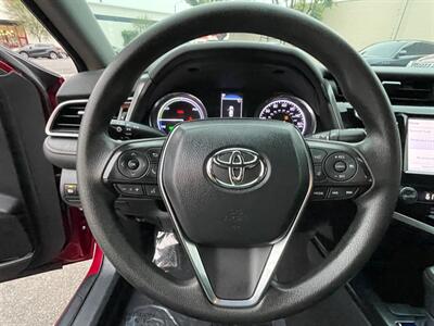 2020 Toyota Camry Hybrid LE   - Photo 26 - Norwalk, CA 90650-2241