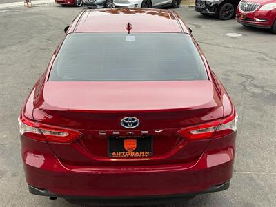 2020 Toyota Camry Hybrid LE   - Photo 11 - Norwalk, CA 90650-2241