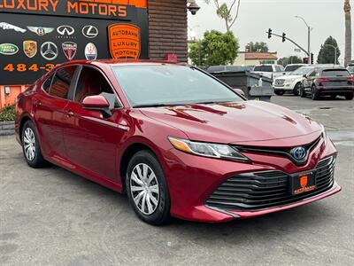 2020 Toyota Camry Hybrid LE   - Photo 17 - Norwalk, CA 90650-2241