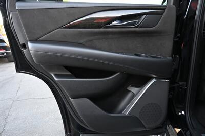 2016 Cadillac Escalade Platinum   - Photo 42 - Norwalk, CA 90650-2241