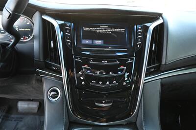 2016 Cadillac Escalade Platinum   - Photo 34 - Norwalk, CA 90650-2241