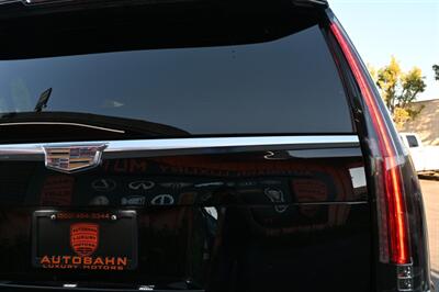 2016 Cadillac Escalade Platinum   - Photo 11 - Norwalk, CA 90650-2241