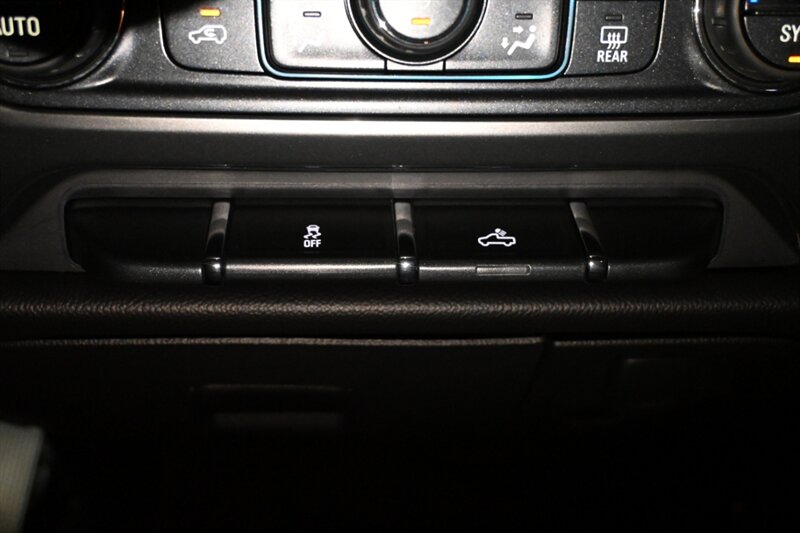 2016 Chevrolet Silverado 1500 LT photo 31