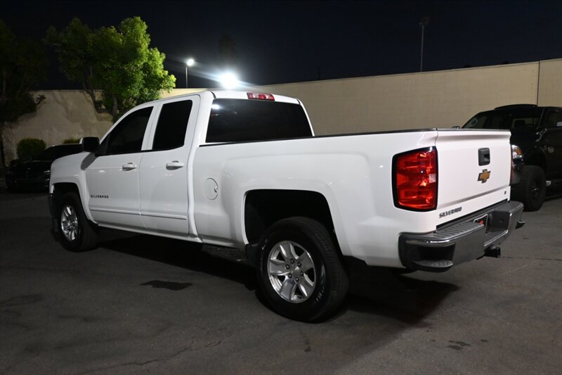 2016 Chevrolet Silverado 1500 LT photo 6