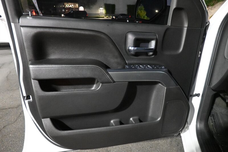 2016 Chevrolet Silverado 1500 LT photo 13