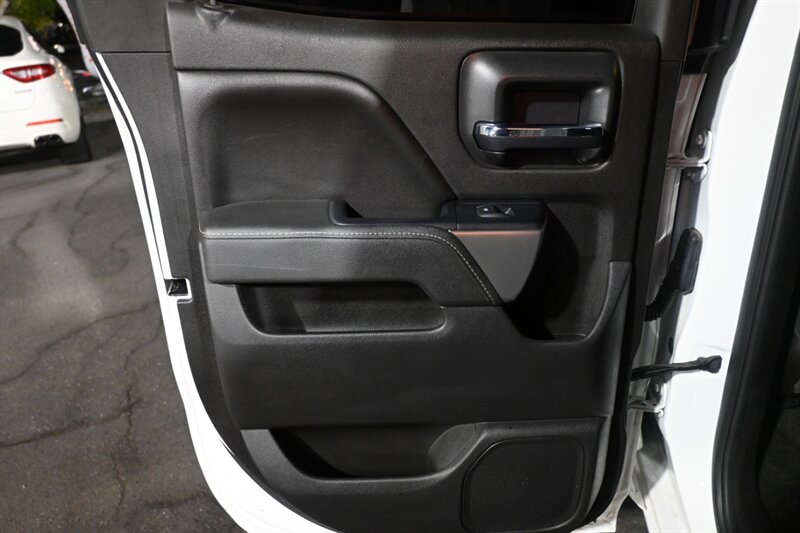 2016 Chevrolet Silverado 1500 LT photo 32