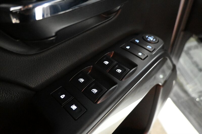 2016 Chevrolet Silverado 1500 LT photo 15