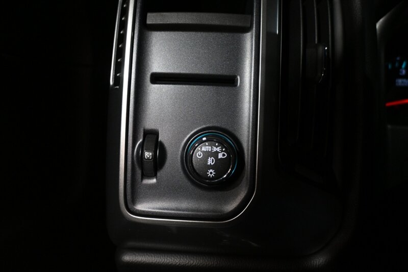 2016 Chevrolet Silverado 1500 LT photo 27