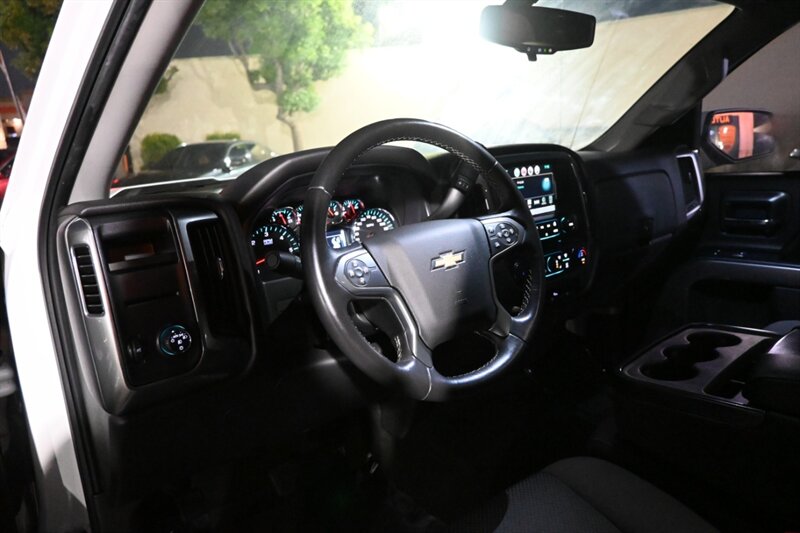 2016 Chevrolet Silverado 1500 LT photo 20