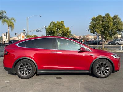 2018 Tesla Model X 75D   - Photo 17 - Norwalk, CA 90650-2241