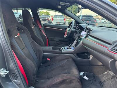 2018 Honda Civic Type R Touring   - Photo 41 - Norwalk, CA 90650-2241