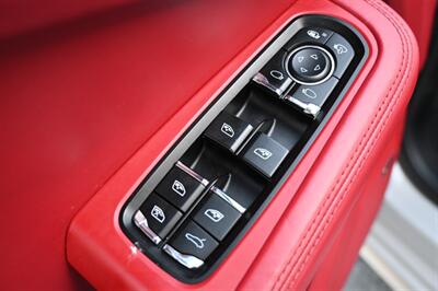2020 Porsche Macan GTS   - Photo 36 - Norwalk, CA 90650-2241