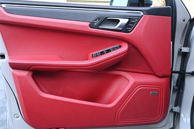2020 Porsche Macan GTS   - Photo 33 - Norwalk, CA 90650-2241