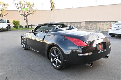 2004 Nissan 350Z Touring   - Photo 19 - Norwalk, CA 90650-2241