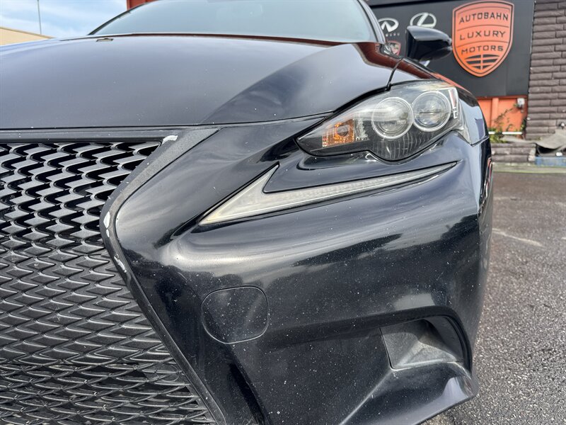 2016 Lexus IS 350 - Photo 5 - Norwalk, CA 90650-2241
