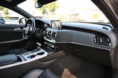 2019 Kia Stinger GT   - Photo 63 - Norwalk, CA 90650-2241