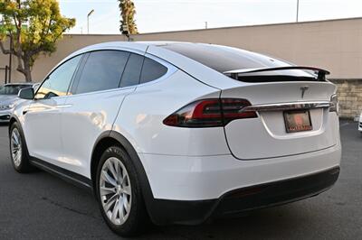 2018 Tesla Model X 75D   - Photo 18 - Norwalk, CA 90650-2241