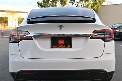 2018 Tesla Model X 75D   - Photo 23 - Norwalk, CA 90650-2241