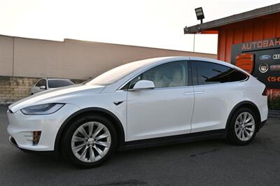 2018 Tesla Model X 75D   - Photo 13 - Norwalk, CA 90650-2241