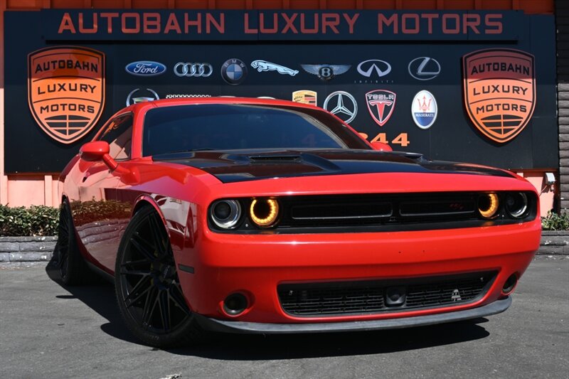 2015 Dodge Challenger R/T Plus - Photo 1 - Norwalk, CA 90650-2241