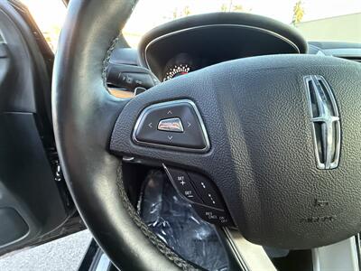 2017 Lincoln MKC Reserve   - Photo 15 - Norwalk, CA 90650-2241