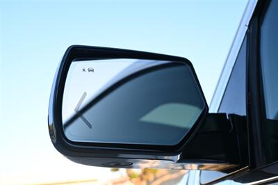 2018 GMC Yukon SLT   - Photo 18 - Norwalk, CA 90650-2241