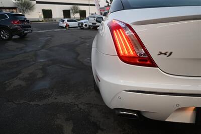 2015 Jaguar XJ - Photo 9 - Norwalk, CA 90650-2241