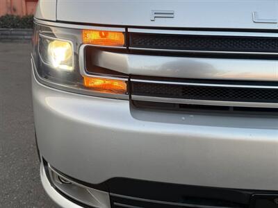 2019 Ford Flex Limited - Photo 3 - Norwalk, CA 90650-2241