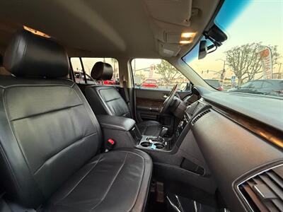 2019 Ford Flex Limited - Photo 39 - Norwalk, CA 90650-2241