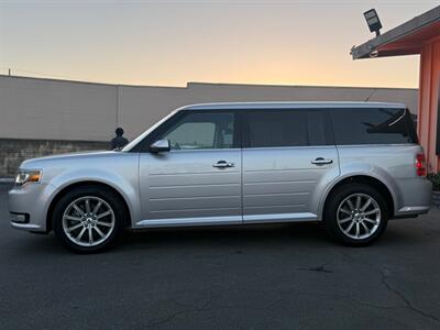 2019 Ford Flex Limited - Photo 7 - Norwalk, CA 90650-2241