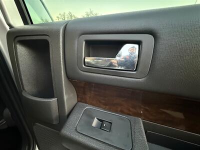 2019 Ford Flex Limited - Photo 32 - Norwalk, CA 90650-2241