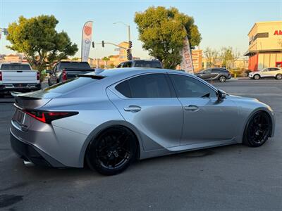 2022 Lexus IS 300 - Photo 17 - Norwalk, CA 90650-2241