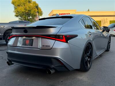 2022 Lexus IS 300 - Photo 16 - Norwalk, CA 90650-2241