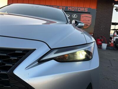 2022 Lexus IS 300 - Photo 6 - Norwalk, CA 90650-2241