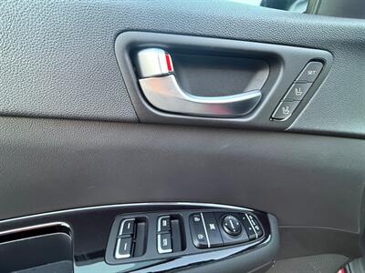 2018 Kia Optima SX Turbo - Photo 23 - Norwalk, CA 90650-2241