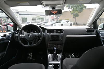 2016 Volkswagen e-Golf SE   - Photo 49 - Norwalk, CA 90650-2241