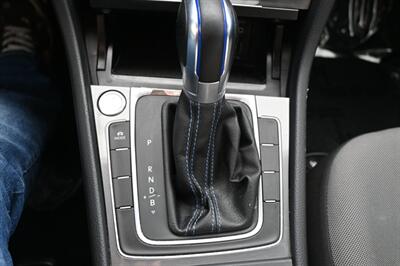 2016 Volkswagen e-Golf SE   - Photo 33 - Norwalk, CA 90650-2241