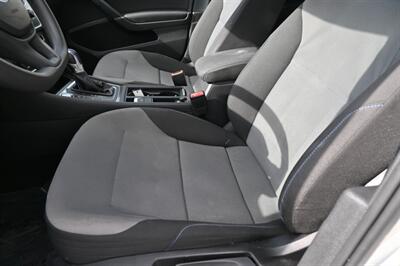 2016 Volkswagen e-Golf SE   - Photo 23 - Norwalk, CA 90650-2241