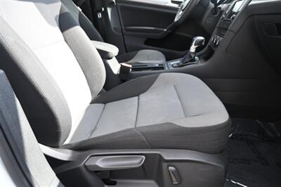 2016 Volkswagen e-Golf SE   - Photo 56 - Norwalk, CA 90650-2241