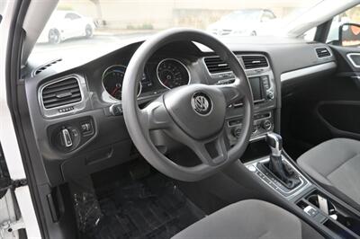 2016 Volkswagen e-Golf SE   - Photo 24 - Norwalk, CA 90650-2241