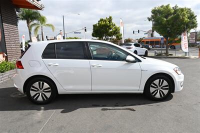 2016 Volkswagen e-Golf SE   - Photo 13 - Norwalk, CA 90650-2241