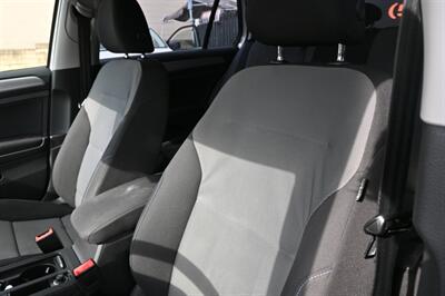 2016 Volkswagen e-Golf SE   - Photo 22 - Norwalk, CA 90650-2241
