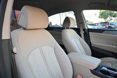 2017 Hyundai SONATA Hybrid SE   - Photo 64 - Norwalk, CA 90650-2241