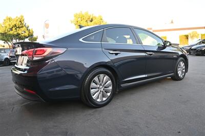 2017 Hyundai SONATA Hybrid SE   - Photo 16 - Norwalk, CA 90650-2241