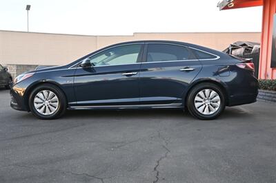 2017 Hyundai SONATA Hybrid SE   - Photo 9 - Norwalk, CA 90650-2241