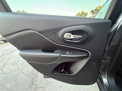 2016 Jeep Cherokee Limited   - Photo 25 - Norwalk, CA 90650-2241