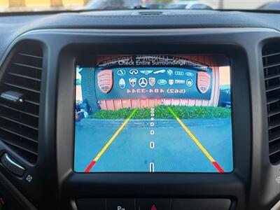 2016 Jeep Cherokee Limited   - Photo 37 - Norwalk, CA 90650-2241